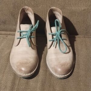 Cole Haan(RARE) CHUKKA shoes,Tan and Aqua Size 5.5